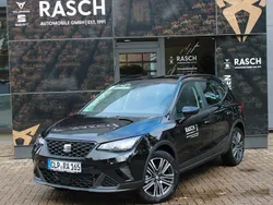 Mitternachtsschwarz Gebraucht 2024 Seat Arona Style SUV | 23.850 € (Fairer Preis)