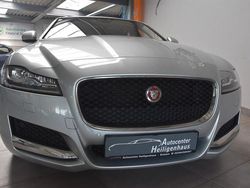 Silber Gebraucht 2017 Jaguar XF Prestige Limousine | 16.480 € (Fairer Preis)