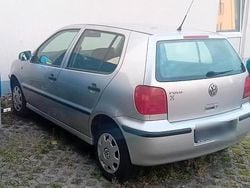 Silber Gebraucht 2000 VW Polo Kleinwagen | 650 € (Guter Preis)