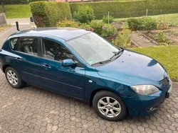Blau Gebraucht 2006 Mazda 3 Active Limousine | 2.950 € (Fairer Preis)