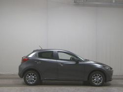 Grau Gebraucht 2021 Mazda 2 Limousine | 14.980 € (Guter Preis)