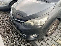 Grau Gebraucht 2014 Toyota Verso Van / Kleinbus | 5.000 € (Superpreis)