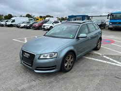 Grau Gebraucht 2010 Audi A3 Sportback Attraction Limousine | 3.600 € (Fairer Preis)