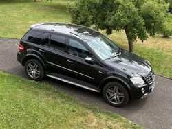 Gebraucht 2010 Mercedes ML63 AMG AMG SUV | 27.500 € (Etwas zu teuer)