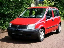 Rot Gebraucht 2010 Fiat Panda Active Kleinwagen | 1.850 € (Fairer Preis)