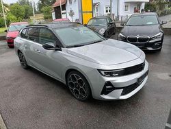 Kristallsilber Gebraucht 2024 Opel Astra Ultimate Kombi | 24.990 € (Fairer Preis)