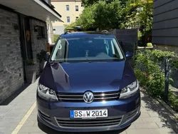 Blau Gebraucht 2016 VW Sharan Comfortline Van / Kleinbus | 15.995 € (Guter Preis)
