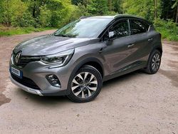 Grau Gebraucht 2020 Renault Captur Intens SUV | 17.500 € (Guter Preis)