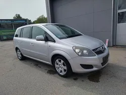 Silber Gebraucht 2010 Opel Zafira Edition Van / Kleinbus | 4.750 € (Etwas zu teuer)