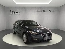 Grau Gebraucht 2022 Seat Leon Limousine | 20.890 € (Fairer Preis)