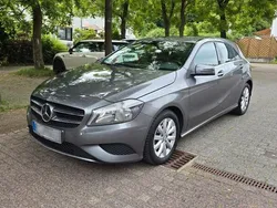 Grau Gebraucht 2013 Mercedes A180 Style Limousine | 8.500 € (Fairer Preis)