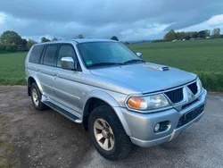 Silber Gebraucht 2006 Mitsubishi Pajero SUV | 9.999 € (Fairer Preis)