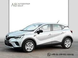 Grau Gebraucht 2023 Renault Captur Equilibre SUV | 14.500 € (Superpreis)