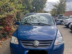 Blau Gebraucht 2007 VW Fox Kleinwagen | 1.000 € (Guter Preis)