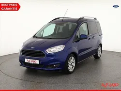 Blau Gebraucht 2017 Ford Tourneo Courier Titanium Van / Kleinbus | 15.990 € (Teuer)