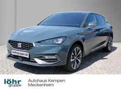 Fiord blau Neu 2025 Seat Leon FR Limousine | 36.930 € (Teuer)