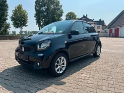 Schwarz Gebraucht 2014 Smart ForFour Passion Limousine | 3.999 € (Fairer Preis)