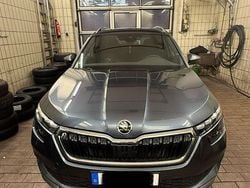 Grau Gebraucht 2020 Skoda Kamiq Style SUV | 19.400 € (Fairer Preis)