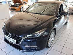 Blau Gebraucht 2018 Mazda 3 Limousine | 16.410 € (Etwas zu teuer)