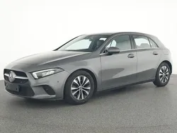 Grau Gebraucht 2020 Mercedes A180 Limousine | 15.800 € (Fairer Preis)