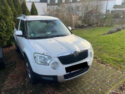 Weiß Gebraucht 2011 Skoda Yeti SUV | 5.250 € (Etwas zu teuer)