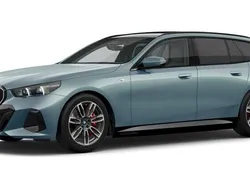 Grün Gebraucht 2024 BMW i5 Comfort Edition Limousine | 65.892 € (Etwas zu teuer)