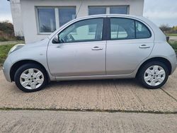 Grau Gebraucht 2007 Nissan Micra City Kleinwagen | 2.600 € (Etwas zu teuer)