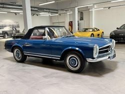 Blau Gebraucht 1964 Mercedes W113 Cabrio | 74.900 €