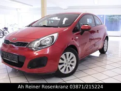 Rot Gebraucht 2012 Kia Rio Edition 7 | 6.990 € (Fairer Preis)