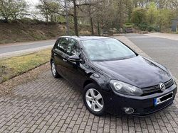 Schwarz Gebraucht 2010 VW Golf VI Team Kleinwagen | 5.000 € (Fairer Preis)