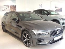 Grau Gebraucht 2022 Volvo V60 Plus Kombi | 36.750 € (Etwas zu teuer)