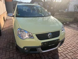 Grün Gebraucht 2007 VW Polo Cross Kleinwagen | 2.900 € (Guter Preis)