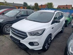 Weiß Gebraucht 2019 Ford Kuga ST-Line SUV | 16.990 € (Fairer Preis)