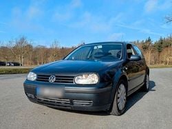 Grün Gebraucht 2001 VW Golf IV Comfortline Limousine | 2.799 € (Fairer Preis)