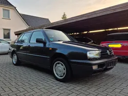 Blau Gebraucht 1991 VW Vento Limousine | 1.300 €