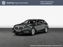 Grau Neu 2025 BMW 520 Kombi | 68.690 € (Teuer)