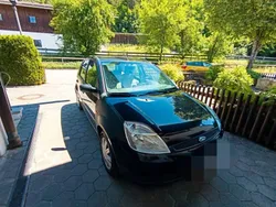 Schwarz Gebraucht 2002 Ford Fiesta Kleinwagen | 2.100 € (Fairer Preis)