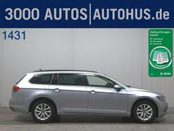 Silber Gebraucht 2023 VW Passat Business Kombi | 18.480 € (Guter Preis)