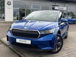 Blau Gebraucht 2022 Skoda Enyaq iV SUV | 26.870 € (Guter Preis)