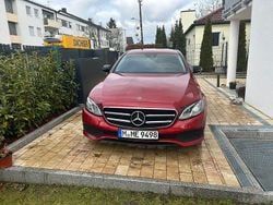 Rot Gebraucht 2018 Mercedes E220 Avantgarde Limousine | 22.000 € (Superpreis)