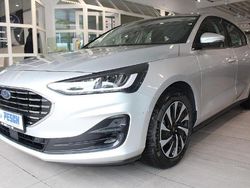 Silber Neu 2025 Ford Focus Titanium Limousine | 25.990 € (Superpreis)