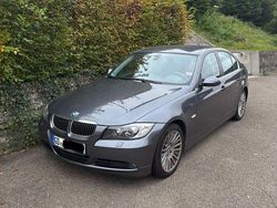 Grau Gebraucht 2008 BMW 325 Limousine | 6.000 € (Superpreis)