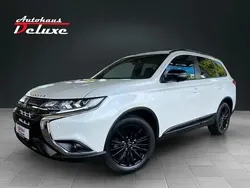 Weiß Gebraucht 2020 Mitsubishi Outlander Plus SUV | 23.900 € (Etwas zu teuer)