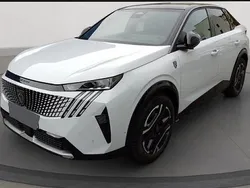 Weiss Gebraucht 2024 Peugeot e-3008 GTi SUV | 54.149 € (Teuer)