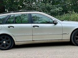 Silber Gebraucht 2003 Mercedes C200 Classic Kombi | 1.100 € (Superpreis)