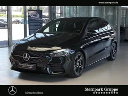 Schwarz Gebraucht 2023 Mercedes B180 Premium Van / Kleinbus | 30.990 € (Etwas zu teuer)
