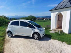 Weiß Gebraucht 2018 Peugeot iON Kleinwagen | 7.500 € (Teuer)
