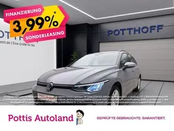 Grau Gebraucht 2023 VW Golf VIII Life Kombi | 21.977 € (Guter Preis)
