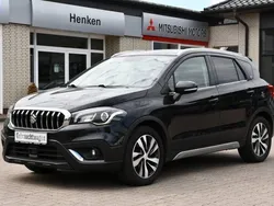Cosmic black pearl metallic Gebraucht 2017 Suzuki SX4 S-Cross Comfort+ SUV | 15.490 € (Fairer Preis)