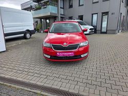 Rot Gebraucht 2016 Skoda Rapid Joy Limousine | 6.990 € (Fairer Preis)